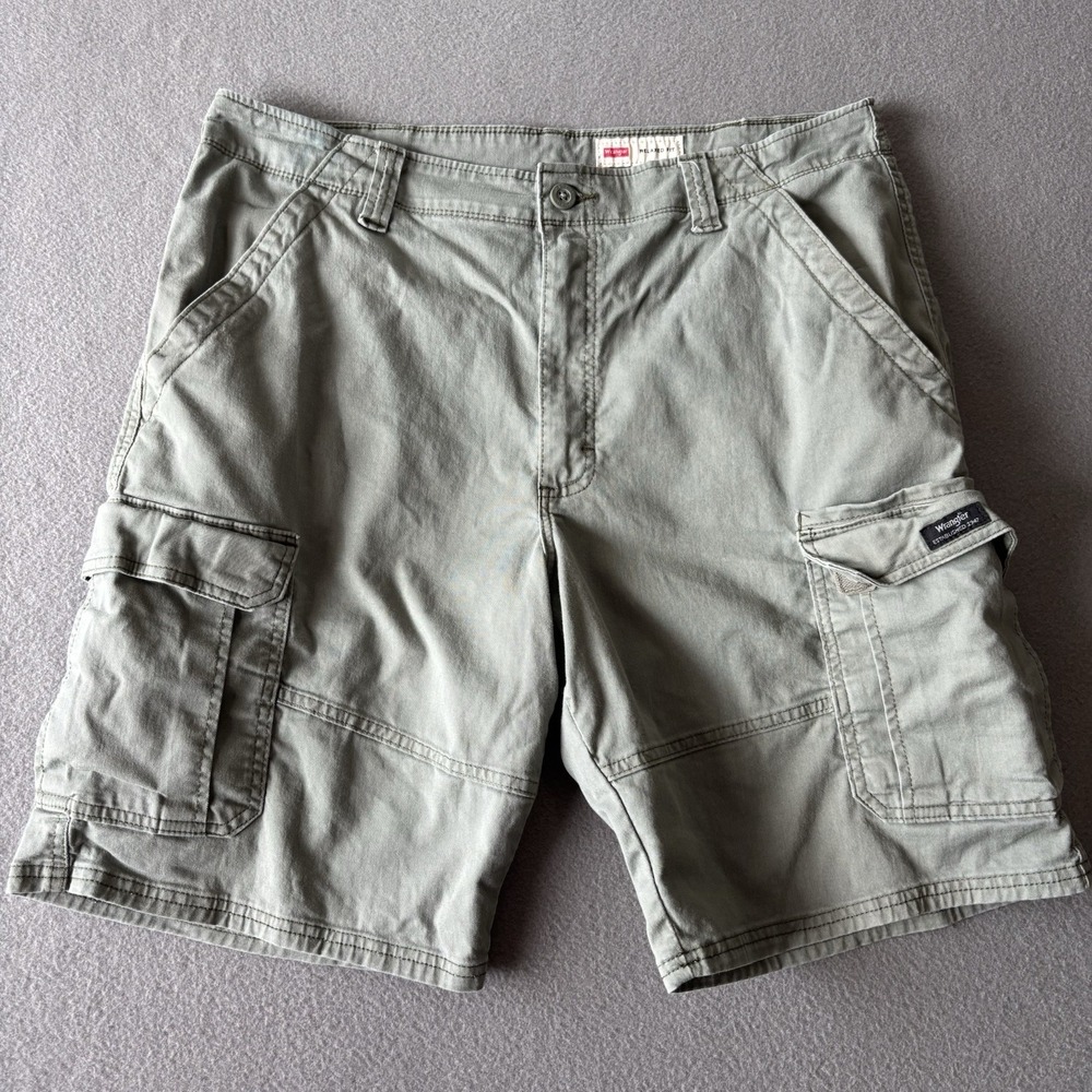 Wrangler Shorts Mens 36 Green Relaxed Fit Cargo Y2K Utility Outdoor Skater Trail